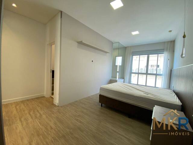 Apartamento para Venda em Itapema - 4