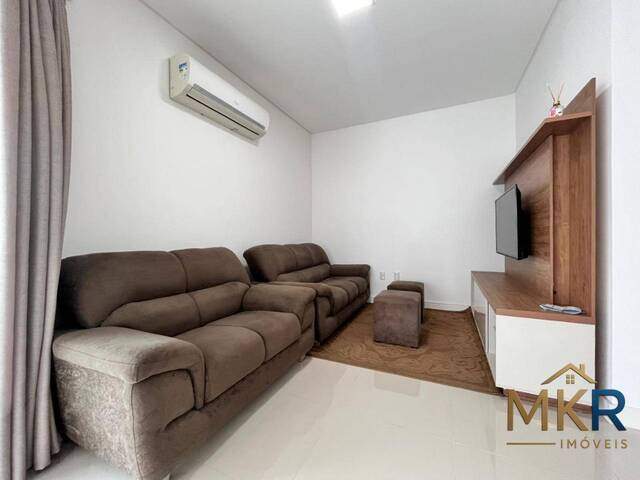 Apartamento para Venda em Itapema - 2
