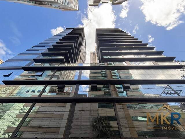 Venda em Meia Praia - Itapema