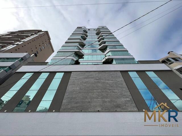 Venda em Meia Praia - Itapema