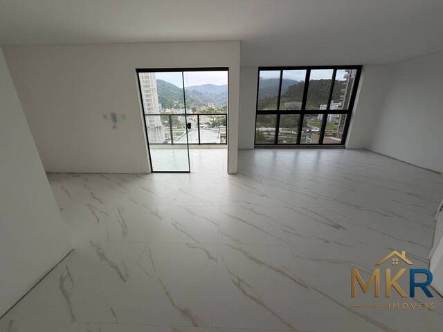 Apartamento para Venda em Itapema - 2