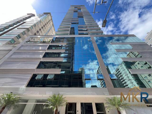 Venda em Meia Praia - Itapema