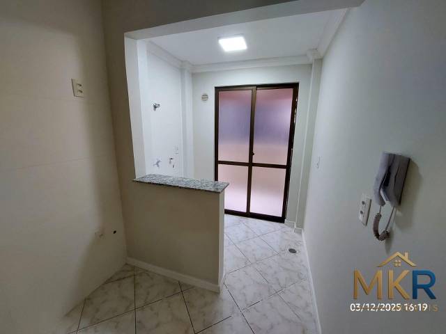 Apartamento para Venda em Itapema - 5