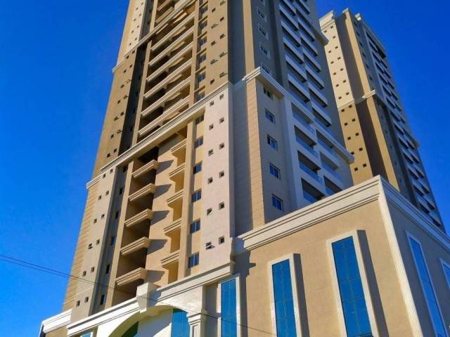 Venda em Meia Praia - Itapema