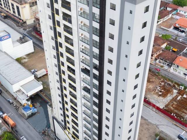 Venda em Meia Praia - Itapema