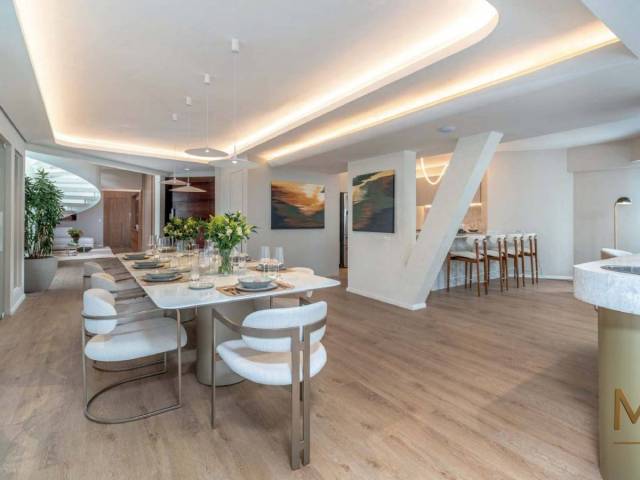 #M1240 - Apartamento para Venda em Balneário Camboriú - SC