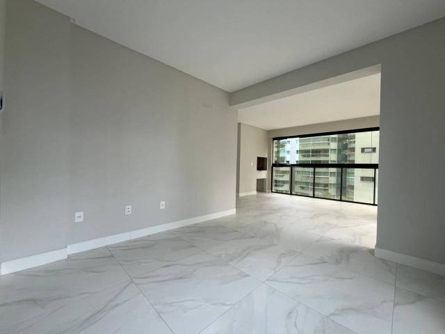 Apartamento para Venda em Itapema - 3
