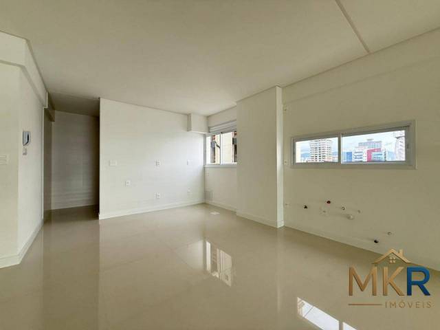 Apartamento para Venda em Itapema - 4