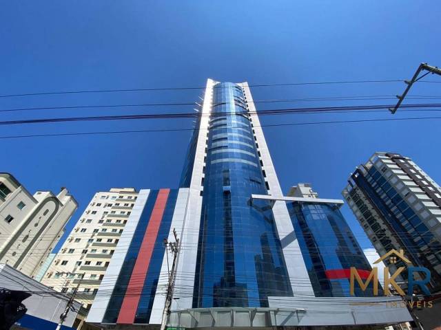 Venda em Meia Praia - Itapema