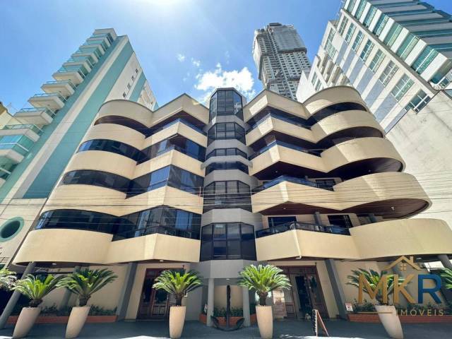 Venda em Meia Praia - Itapema