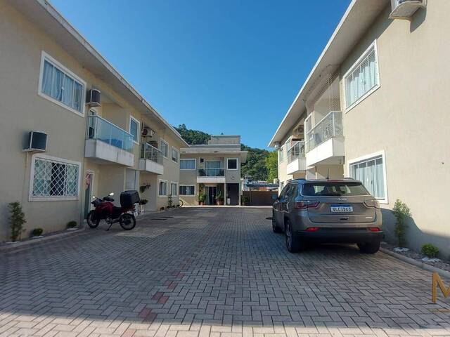 Apartamento para Venda em Itapema - 2