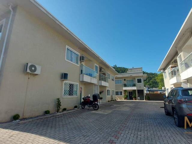 Apartamento para Venda em Itapema - 3