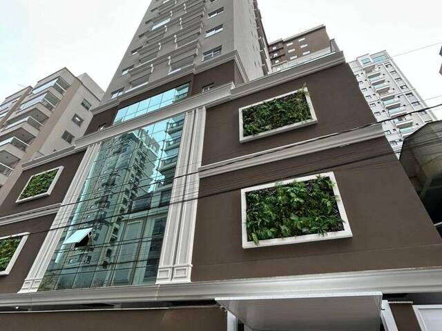 Venda em Morretes - Itapema