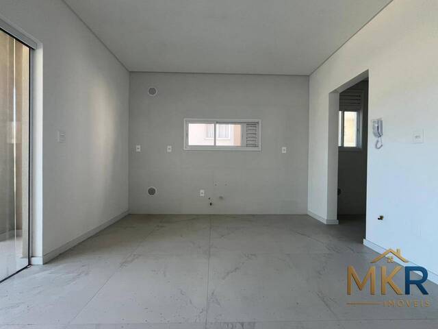 Apartamento para Venda em Itapema - 3