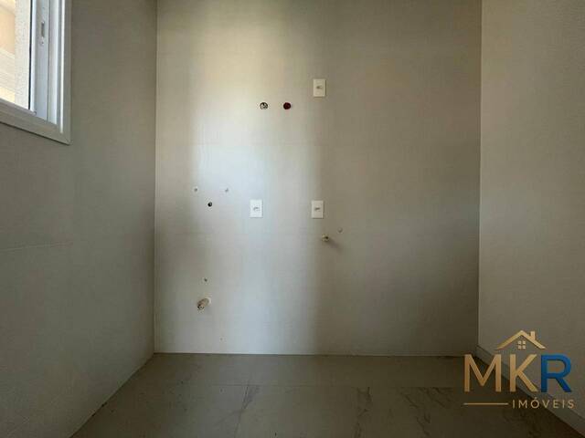Apartamento para Venda em Itapema - 4