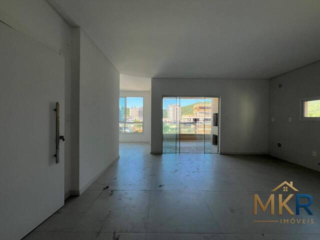 Apartamento para Venda em Itapema - 5