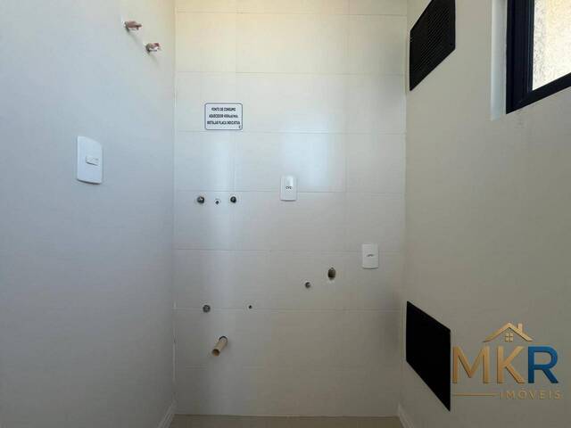 Apartamento para Venda em Itapema - 4
