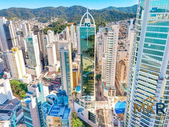 #M1383 - Apartamento para Venda em Balneário Camboriú - SC