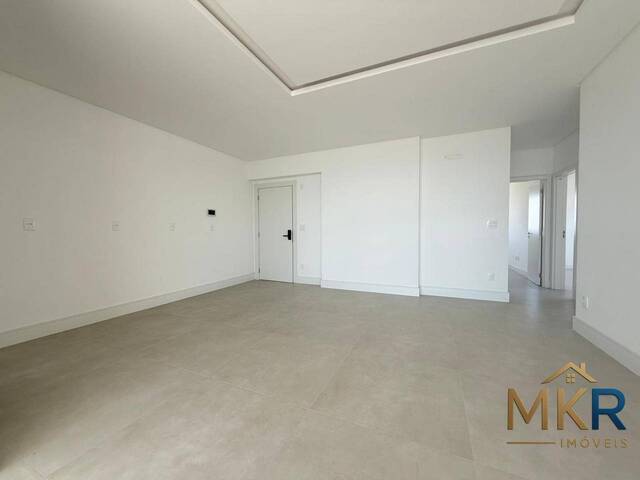Apartamento para Venda em Itapema - 4