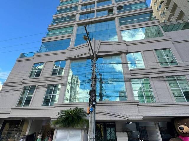 Venda em Meia Praia - Itapema