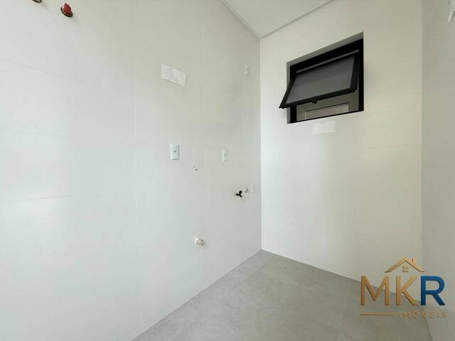 Apartamento para Venda em Itapema - 5