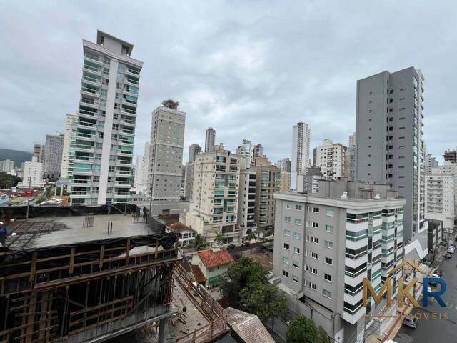 Apartamento para Venda em Itapema - 4