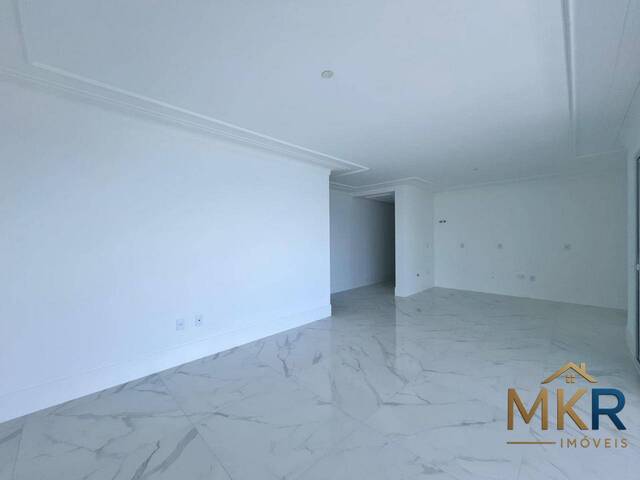 Apartamento para Venda em Itapema - 5
