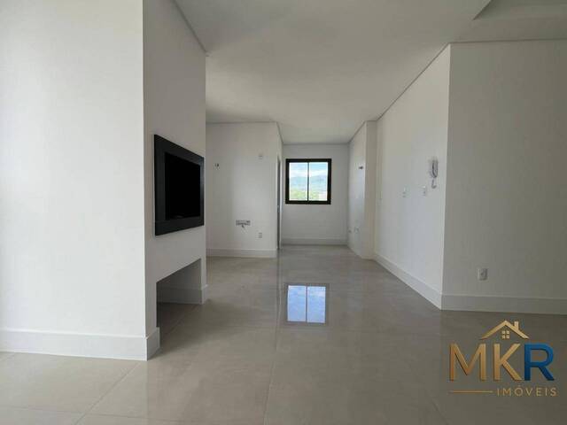 Apartamento para Venda em Itapema - 3
