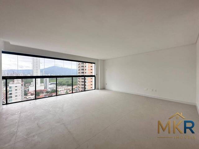 Apartamento para Venda em Itapema - 3