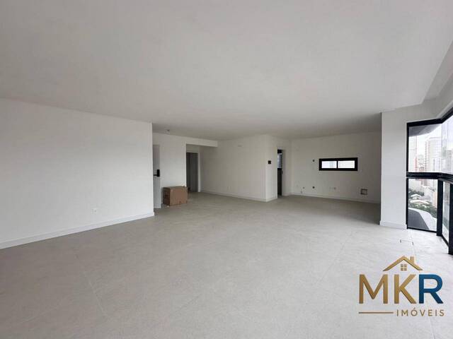 Apartamento para Venda em Itapema - 5