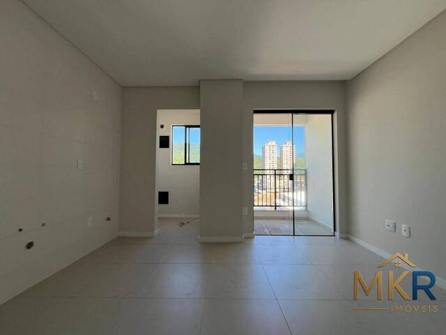 Apartamento para Venda em Itapema - 3