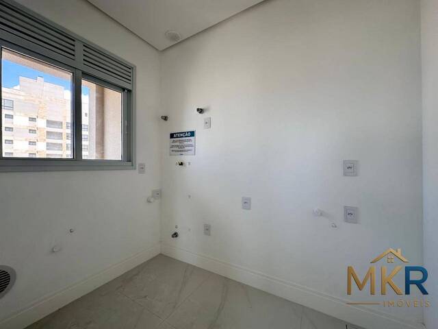 Apartamento para Venda em Itapema - 2