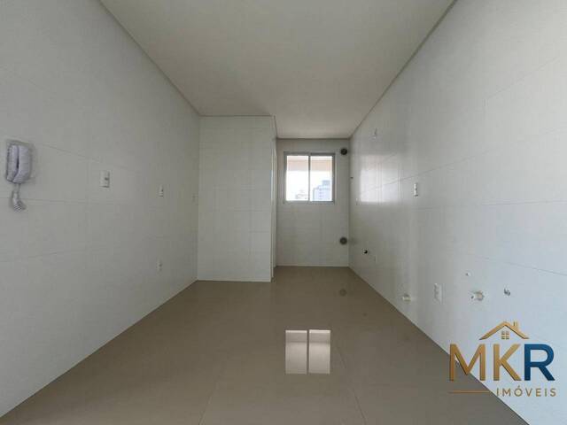 Apartamento para Venda em Itapema - 5