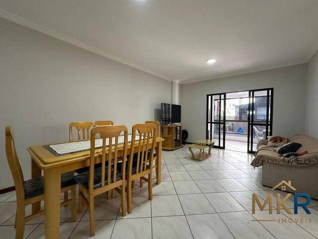 Apartamento para Venda em Itapema - 2