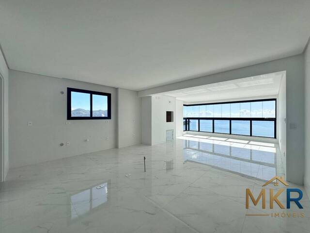Apartamento para Venda em Itapema - 2