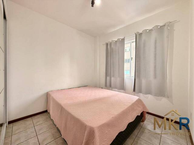 Apartamento para Venda em Itapema - 5