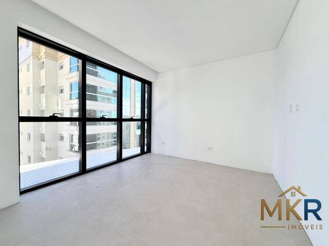 Apartamento para Venda em Itapema - 3