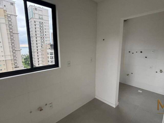Apartamento para Venda em Itapema - 3