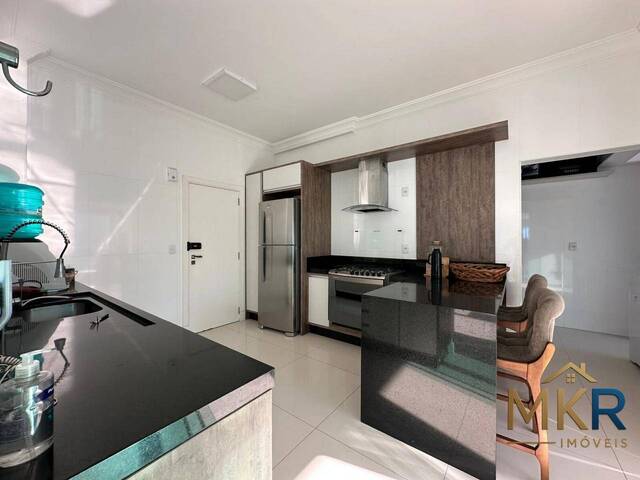 Apartamento para Venda em Itapema - 5