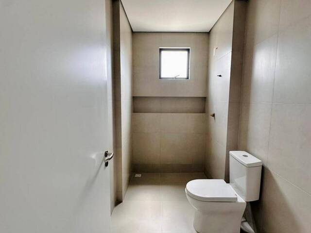 Apartamento para Venda em Camboriú - 5