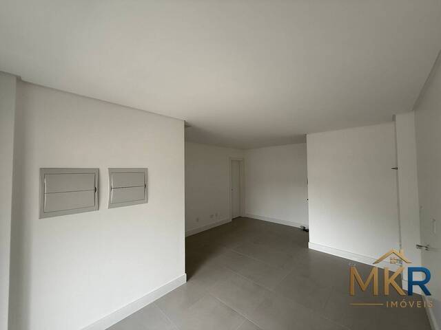 Apartamento para Venda em Itapema - 4