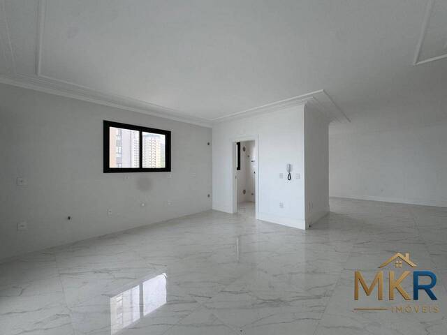 Apartamento para Venda em Itapema - 4