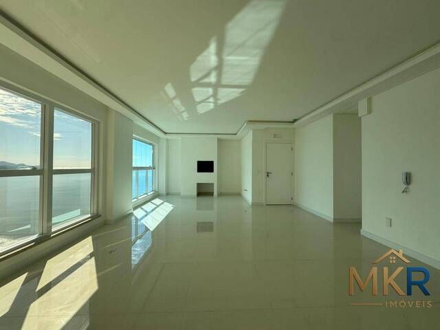 Apartamento para Venda em Itapema - 5