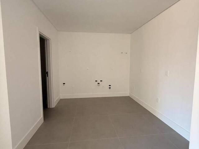 #M1639 - Apartamento para Venda em Itapema - SC