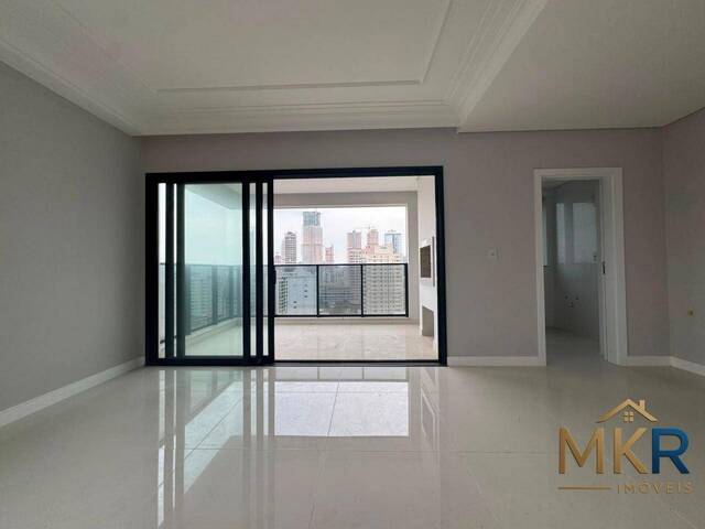 Apartamento para Venda em Itapema - 5