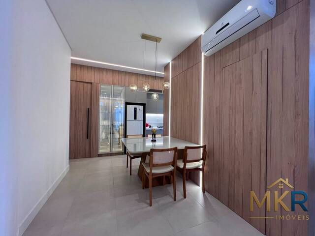 Apartamento para Venda em Itapema - 2