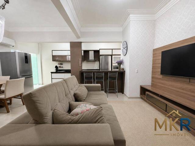 Apartamento para Venda em Camboriú - 3