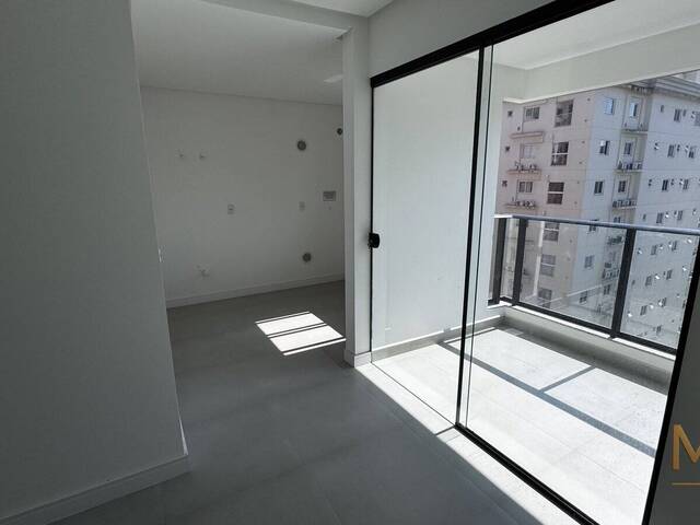 Apartamento para Venda em Itapema - 4
