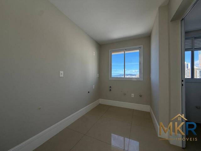 Apartamento para Venda em Itapema - 5