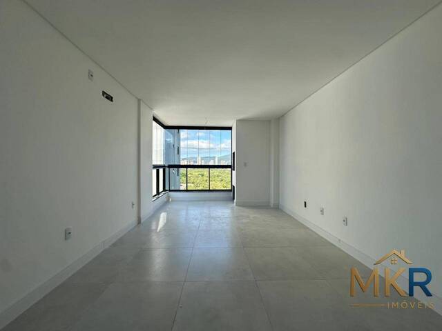 Apartamento para Venda em Itapema - 3